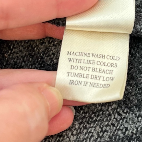 Dylan Los Angeles Geometric Patterned Aztec Style Gray Hooded Sweater Size Small - Picture 14 of 15